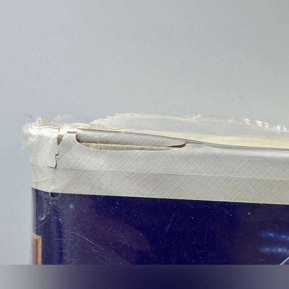 CINDERELLA 1995 VHS CLAMSHELL FACTORY SEALED WALT DISNEY MASTERPIECE COLLECTION - Picture 3 of 6